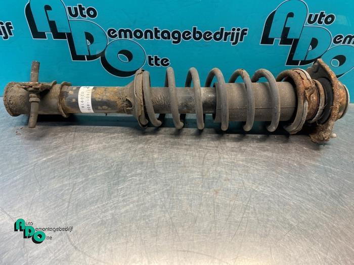 Schokdemperpoot rechts-voor van een Suzuki Ignis (Ignis J. 9, Gebruikt, -, -, Ophalen of Verzenden