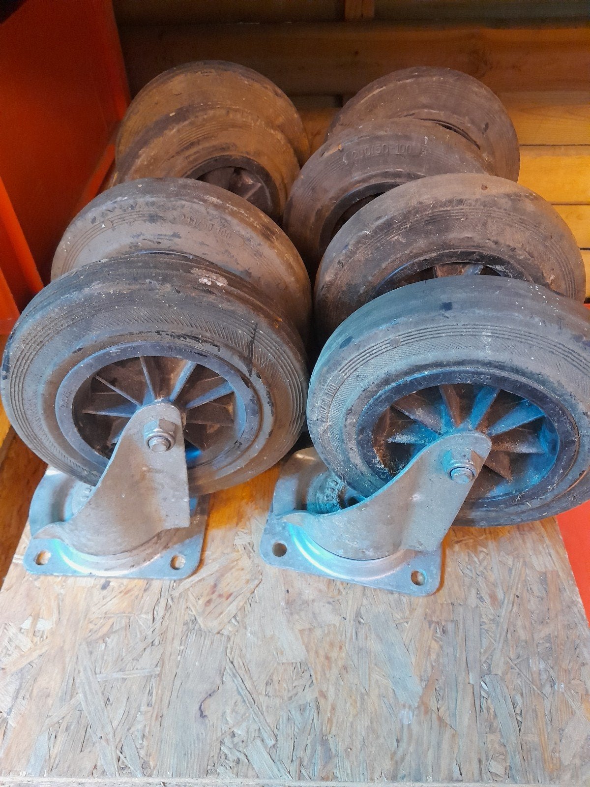 Roulettes pivotantes et roues pivotantes, Enlèvement