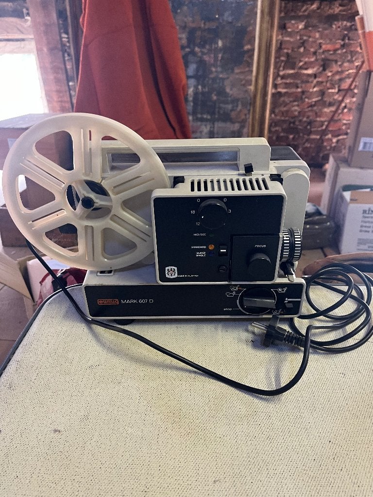 projecteur de film muet bi-format Eumig Mark 607 D, Collections, Enlèvement, 1960 à 1980, Projecteur