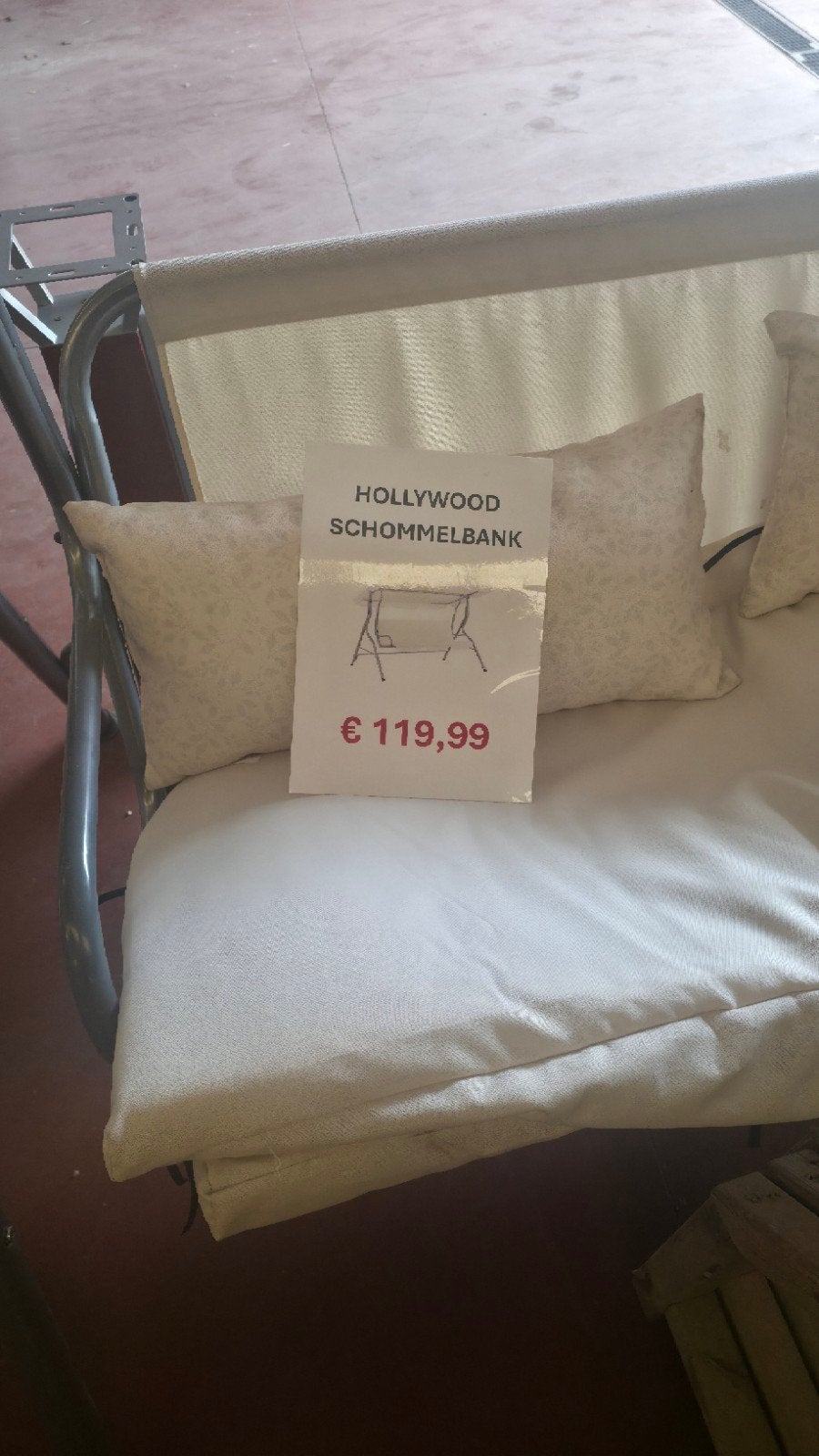 Schommelstoel nieuw, Enlèvement