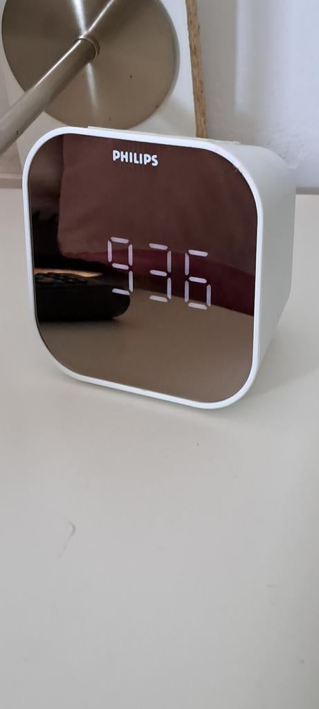 Philips wekkerradio, Elektronische apparatuur, Wekkers, Ophalen of Verzenden, Zo goed als nieuw, Analoog