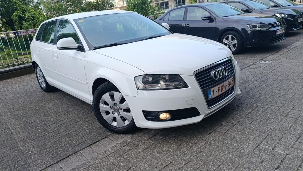 Audi A3 Sportback 1.6 tdi 2011 1prop 193mkm carnet clime 5p, Autos, Audi, Capteur de lumière, Euro 5, Boîte manuelle, Entretenue par le concessionnaire