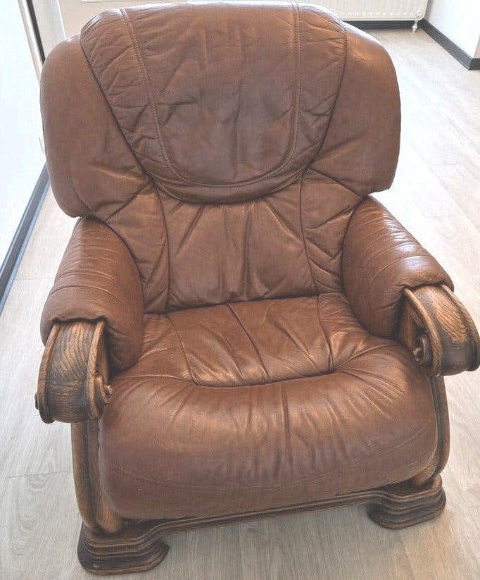 Fauteuil Royal : assise confortable - bois - cuire, Maison & Meubles, 75 à 100 cm, Enlèvement, Utilisé, Bois
