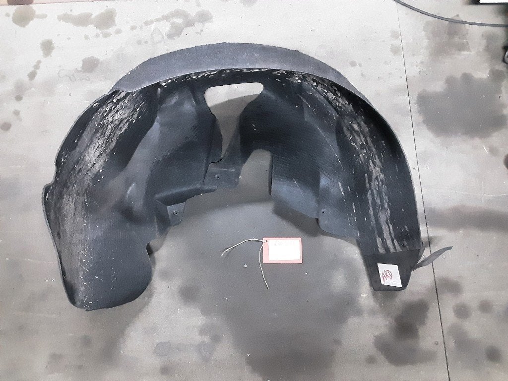 PARE BOUE ARRIERE DROIT Volkswagen Golf V 4Motion (1K1), Volkswagen, Garde-boue, Mevr. I. Hauben, Utilisé