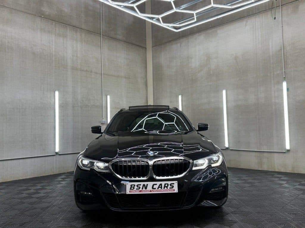 BMW 330i/MPACK/PANO/HEADUP/MEMORY/ACC/CAMERA/GARANTIE, Auto's, Automaat, Achterwielaandrijving, Zwart, Leder