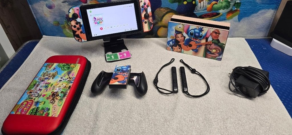 console nintendo switch (v2)custom stich + jeu+garantie, Enlèvement ou Envoi, Comme neuf
