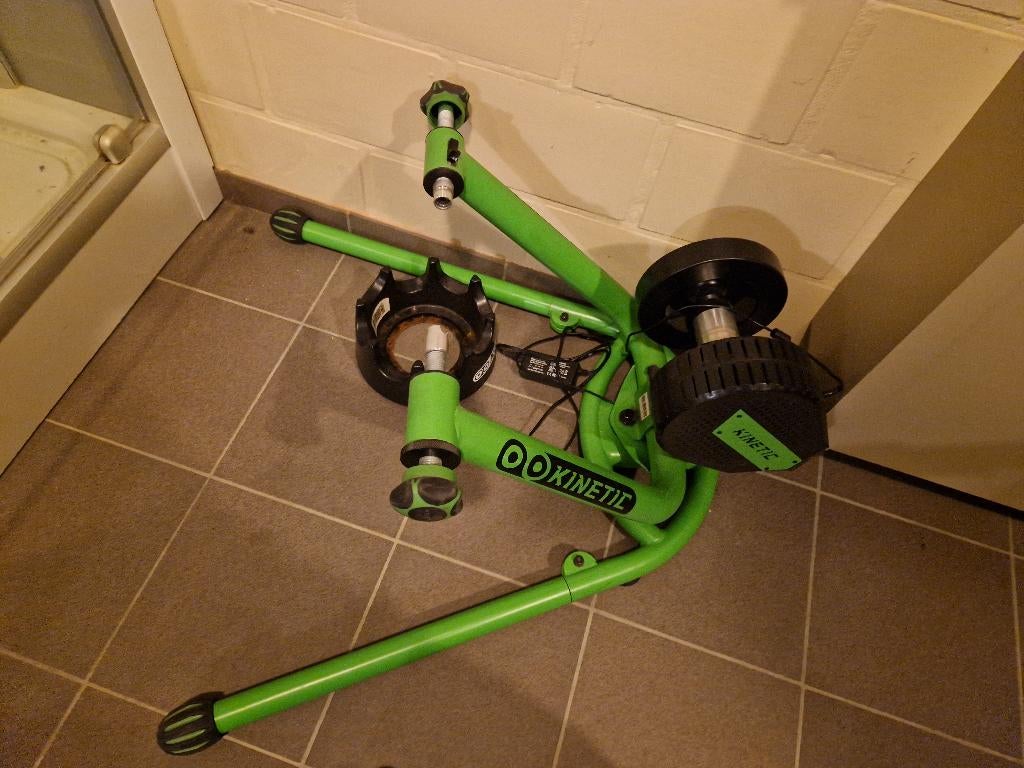 Fietstrainer Kurt Kinetic Rock and roll smart control, Sport en Fitness, Wielrennen, Ophalen
