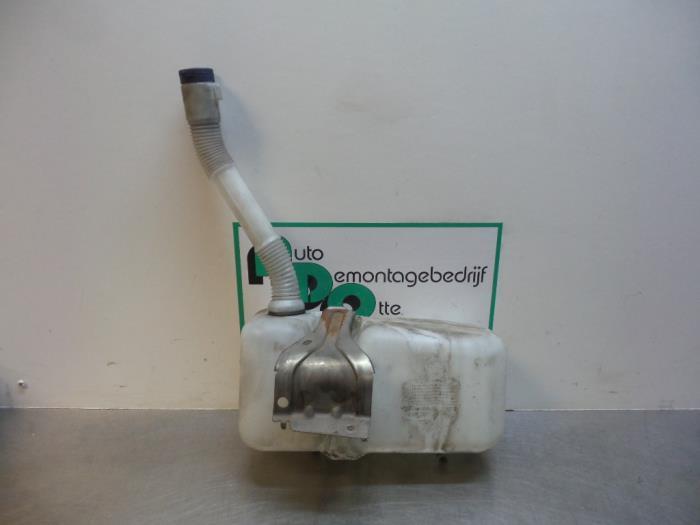 Ruitensproeiertank voor van een Citroen Jumper (Jumper 06-), Auto-onderdelen, Ruiten en Toebehoren, Citroën, Gebruikt, 3 maanden garantie
