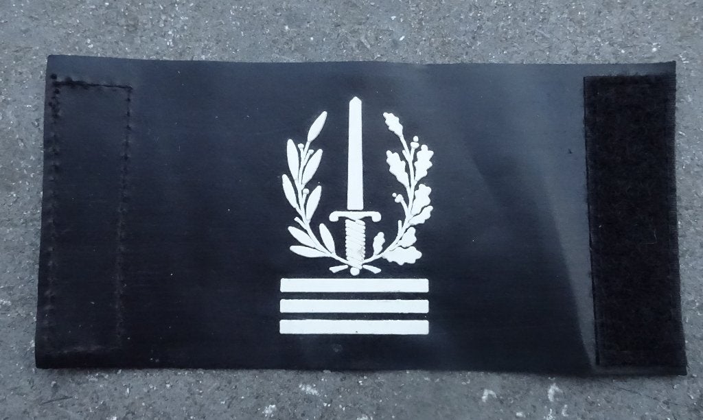 BELGIQUE: POLICE - PAIRE DE GRADES EN PLASTIQUE (OBSOLETE), Collections, Envoi, Gendarmerie, Emblème ou Badge