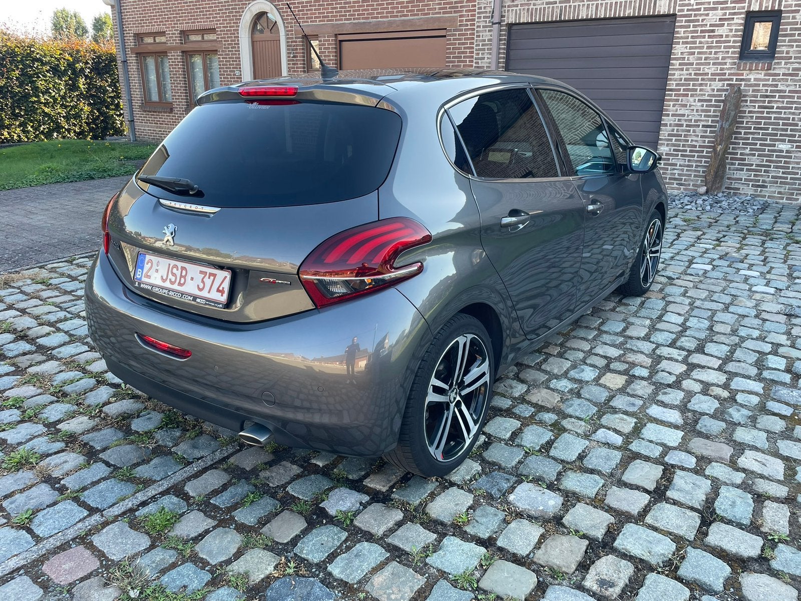 Peugeot 208 GT Line AUTOMATIQUE, Autos, Argent ou Gris, Achat, Euro 6, 5 portes