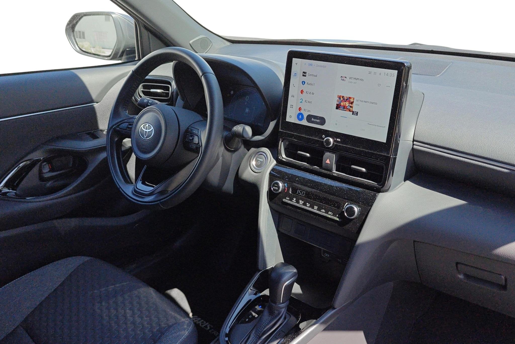 Toyota Yaris Cross 1.5 VVT-ie Hybrid 85kW Dynamic Plus CVT -, Auto's, Stof, 116 pk, 5 zetels, 3 cilinders