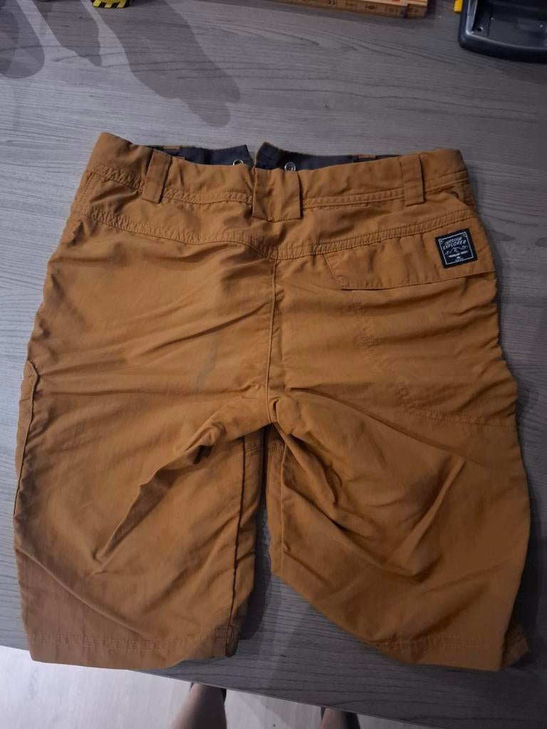 Short, Ophalen