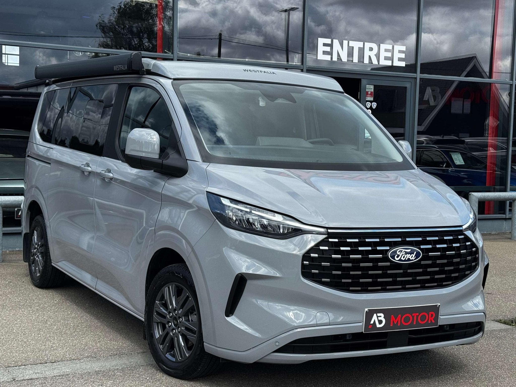 Ford Nugget 2.0 TDCI 170CV TITANIUM CAMPER 320S WESTFALIA BO, 4 deurs, Stof, Gebruikt, 4 cilinders