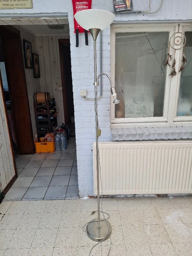 Staanlamp, Ophalen, Gebruikt, Metaal