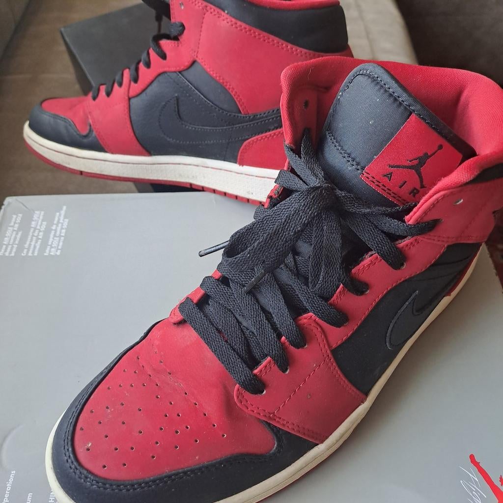 Jordan mid1, Enlèvement ou Envoi