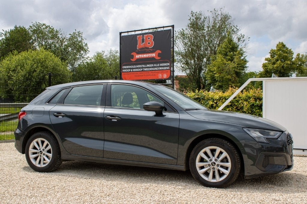 Audi A3 30 TFSI, Auto's, Achterwielaandrijving, Leder, Bedrijf, 5 zetels