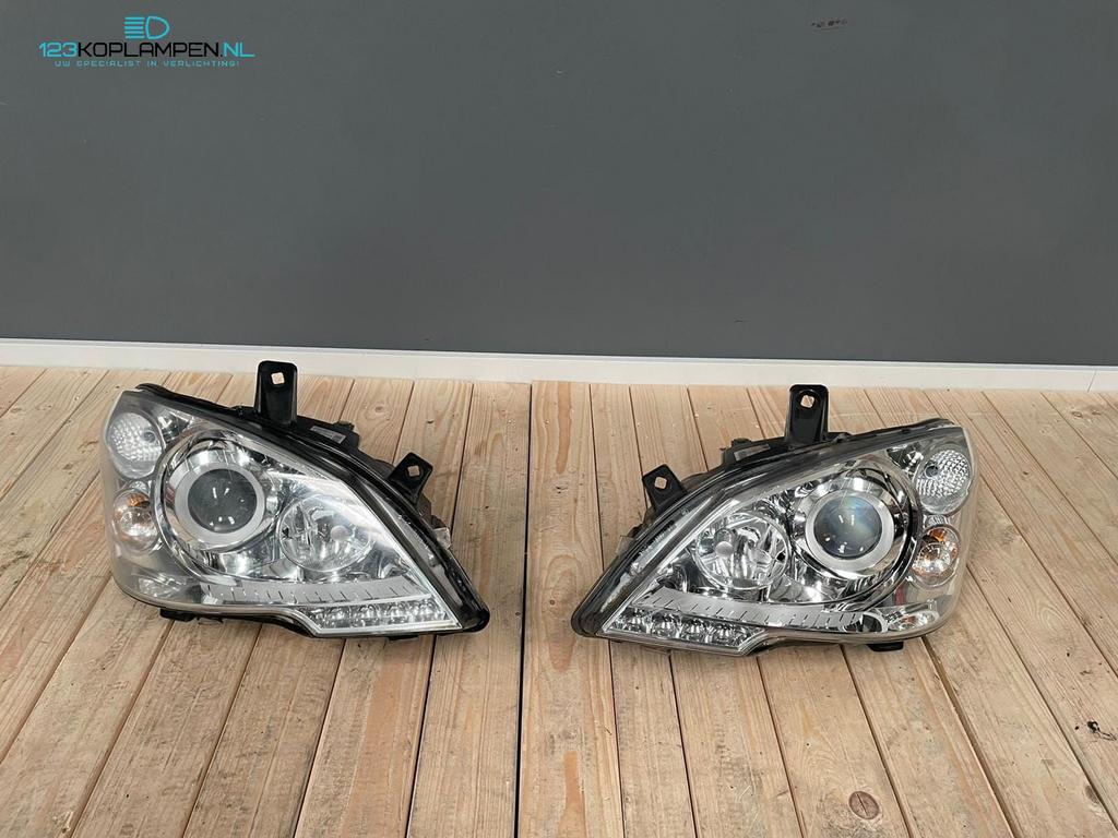 Mercedes Vito W639 facelift Xenon koplamp koplampen links re, Ophalen, Gebruikt, -, -