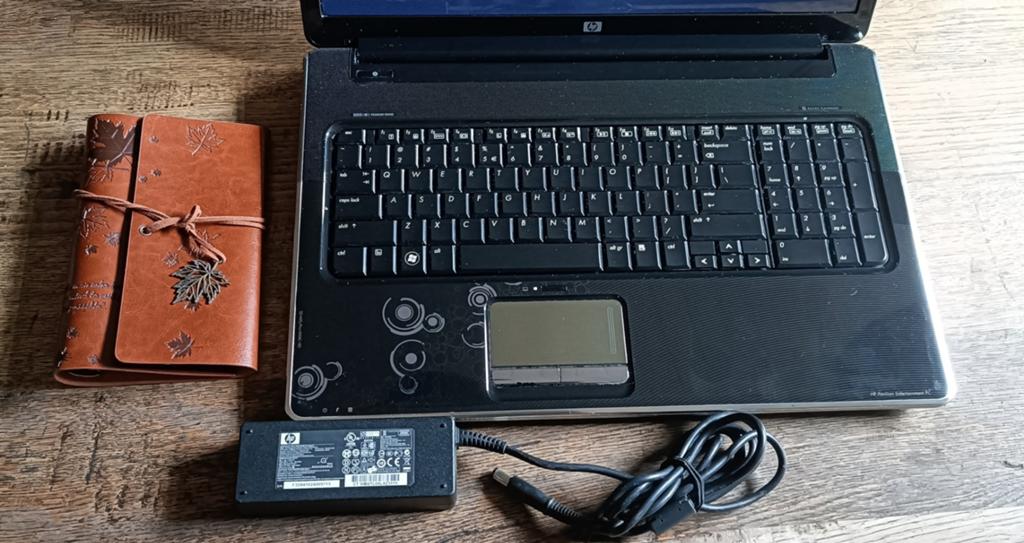 HP dv7 Vintage Rebuild SSD Refurbished, Computers en Software, Vintage Computers, Ophalen, Hp