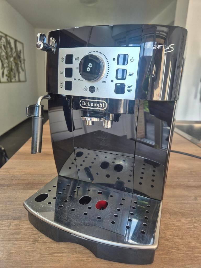 De’Longhi Magnifica S, Electroménager, Cafetières, Enlèvement, Autres modèles, Café en grains
