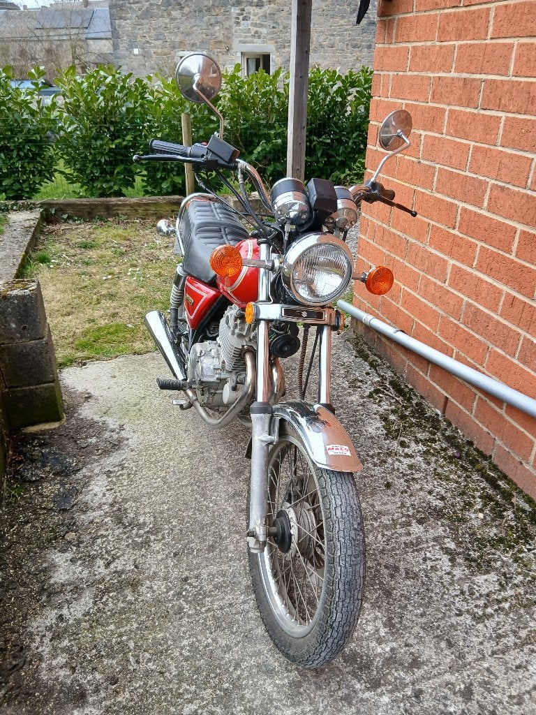 moto suzuki gn 250, Particulier