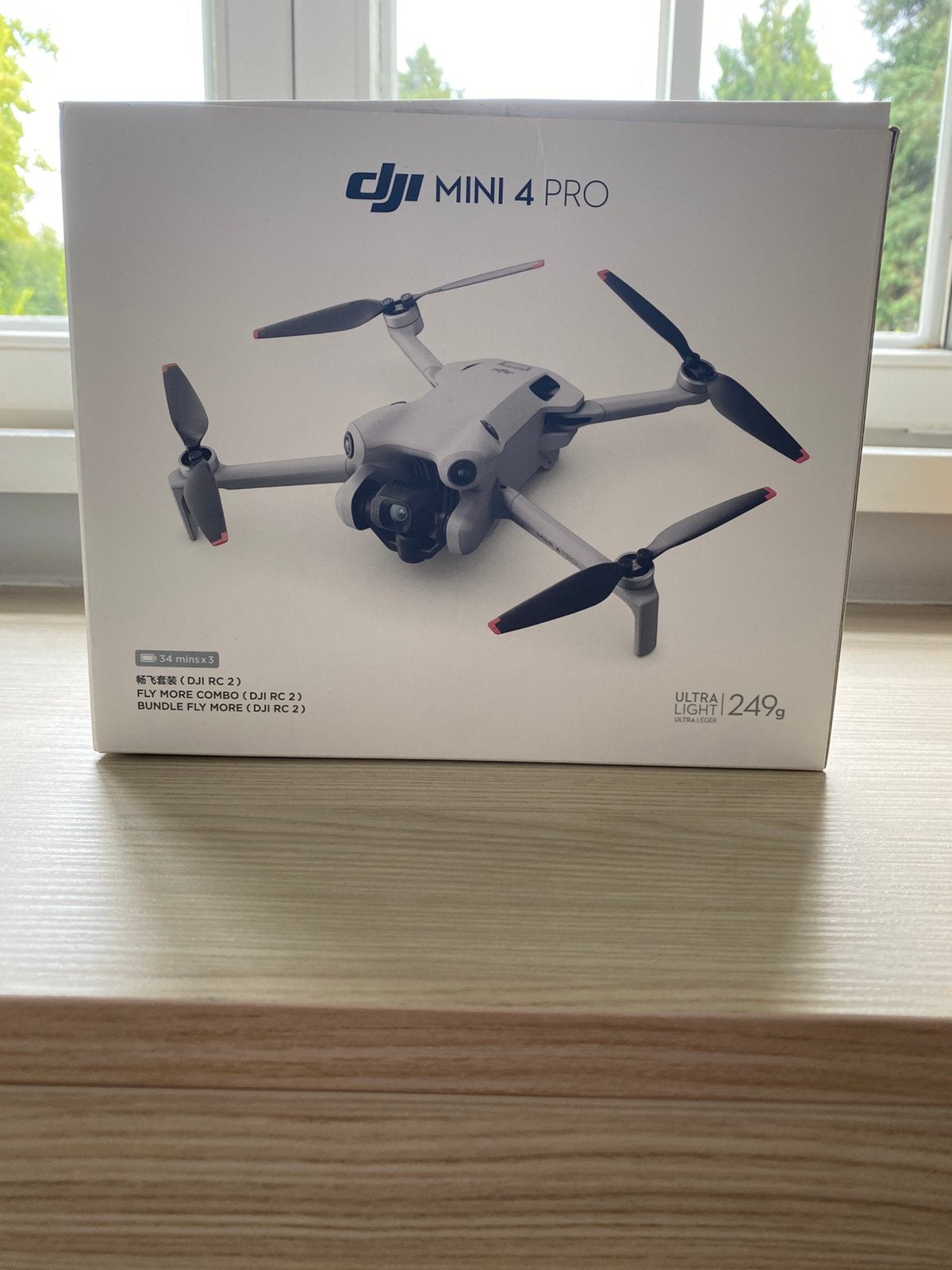 DJI Mini 4 Pro Fly More Combo (DJI RC 2) avec preuve d’achat, TV, Hi-fi & Vidéo, Drones, Enlèvement, Comme neuf, DJI