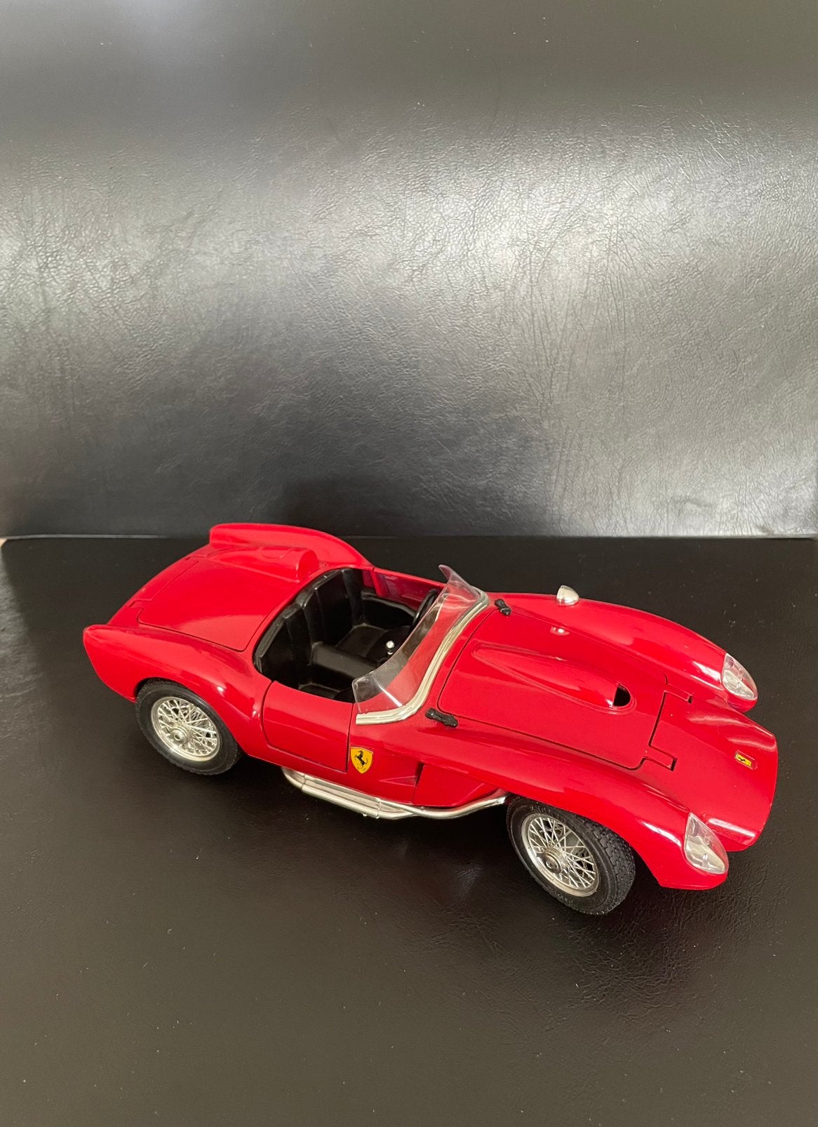 Rare ! Ferrari 250 Testa Rossa 1957 / voiture miniature 1/18, Hobby & Loisirs créatifs, Voitures miniatures | 1:18, Enlèvement