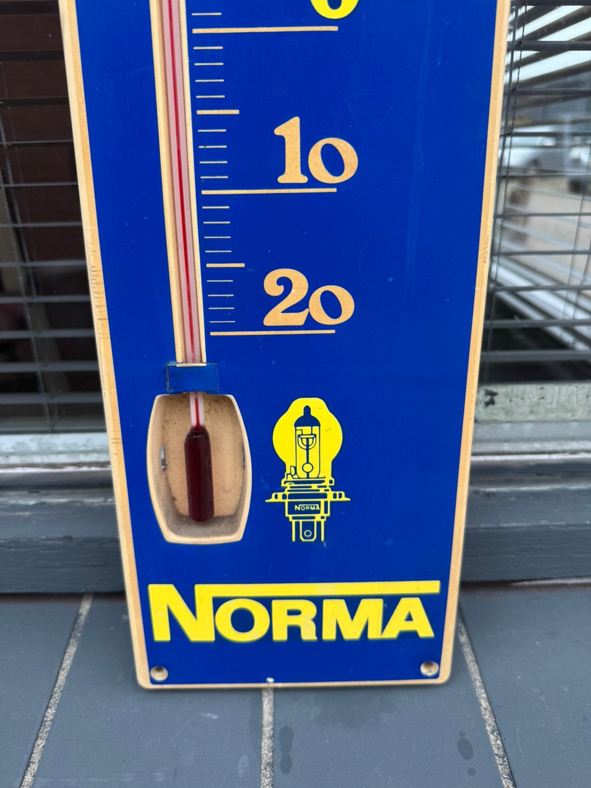 Thermomètre publicitaire ancien à lampes Norma, Panneau publicitaire, Enlèvement ou Envoi, ., Utilisé