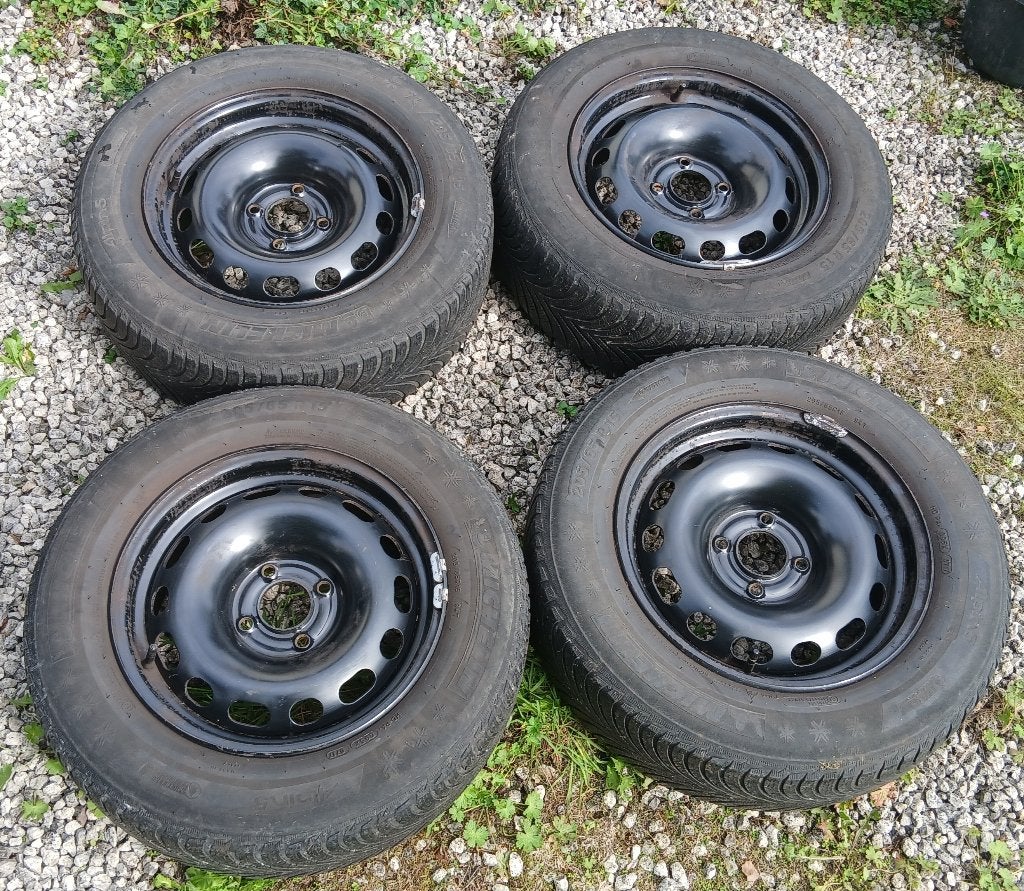 Jantes Peugeot/Citroen 15" pouces avec pneus 205/65-15, 15 pouces, Pneus et Jantes, Pneus hiver, Véhicule de tourisme