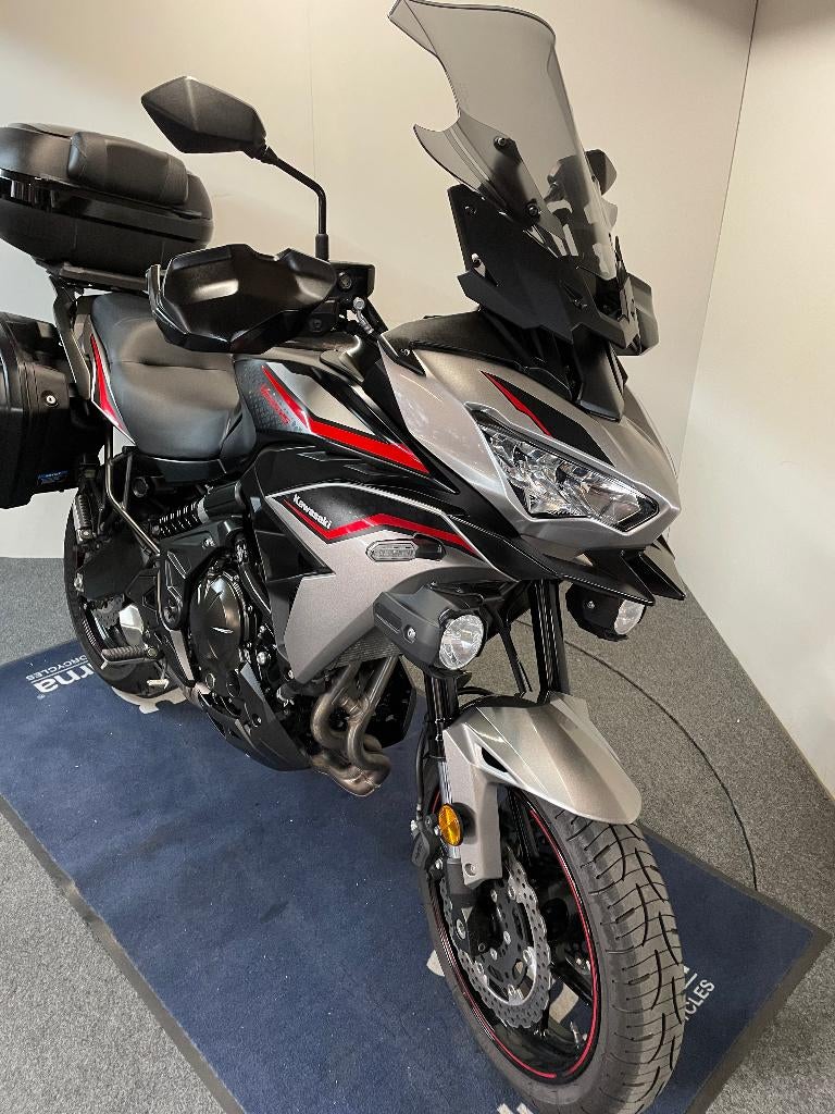 Kawasaki Versys 650 MY'22 ref. LS 3319, 2 cilinders, Motorrijbewijs A, Bedrijf, Meer dan 35 kW