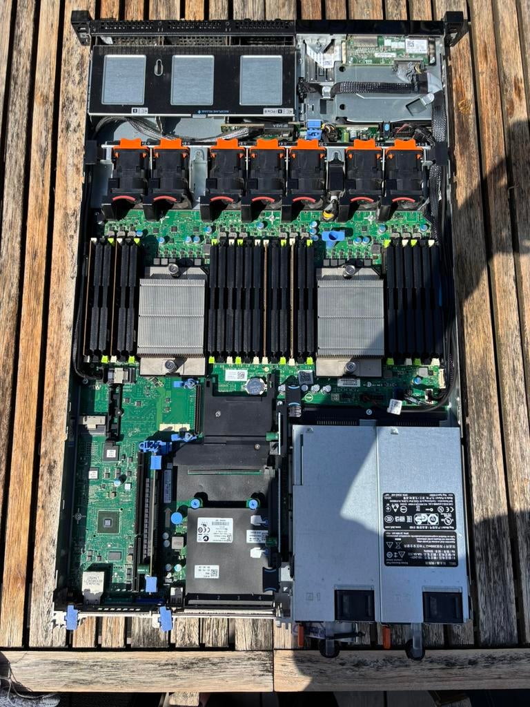 Dell PowerEdge R620 - 32GB RAM - 2x Xeon E5-2660 v2, Ophalen, Gebruikt, Server