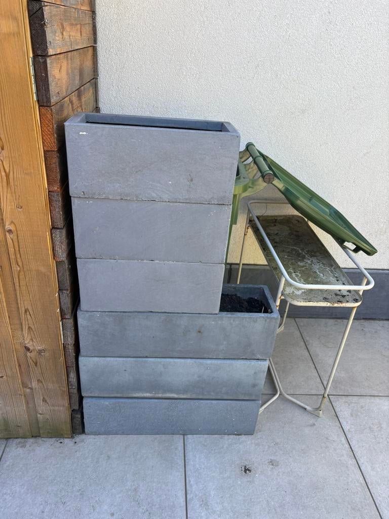 GRATIS - 6 bloembakken, Tuin en Terras, Bloembakken en Plantenbakken, Zo goed als nieuw, Ophalen