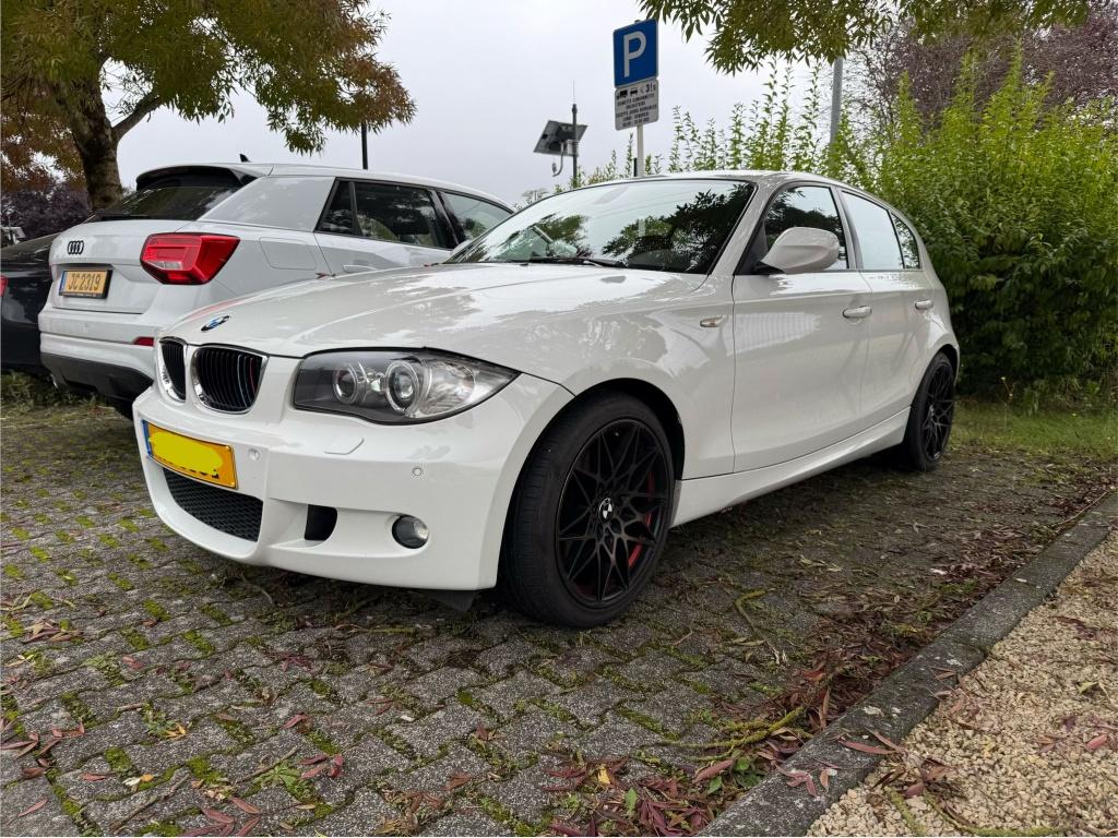 Bmw 120D E87 PACK M, Autos, BMW, Euro 5, Achat, Noir, 5 portes