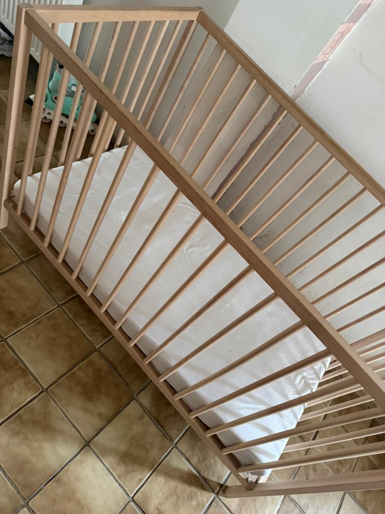 Babybed, Kinderen en Baby's, Ophalen, Zo goed als nieuw