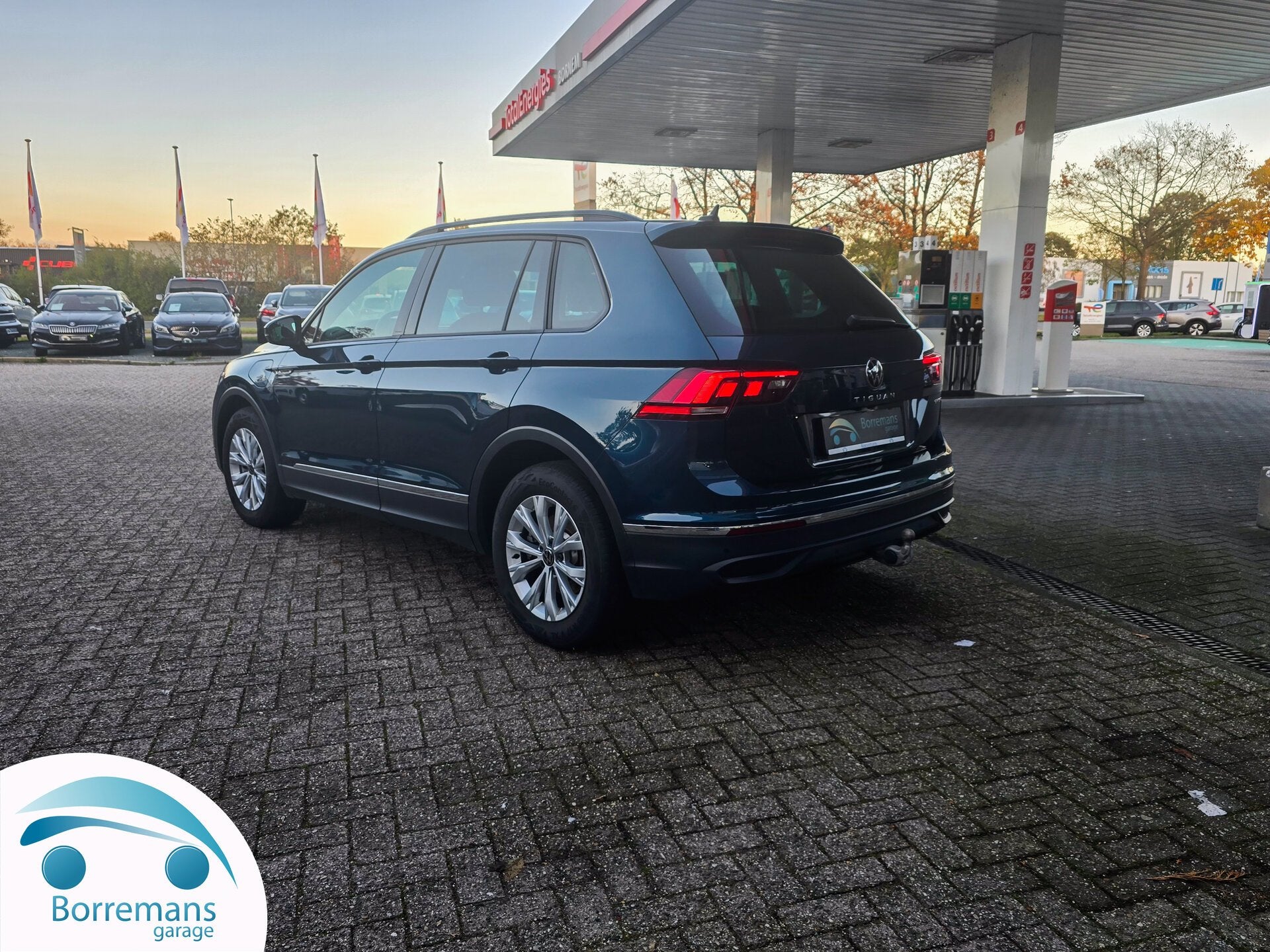 Volkswagen Tiguan HYBRID 245 PK Camera/Trekhaak/Safety Pack, Autos, 32 g/km, Euro 6, 0 kg, Noir