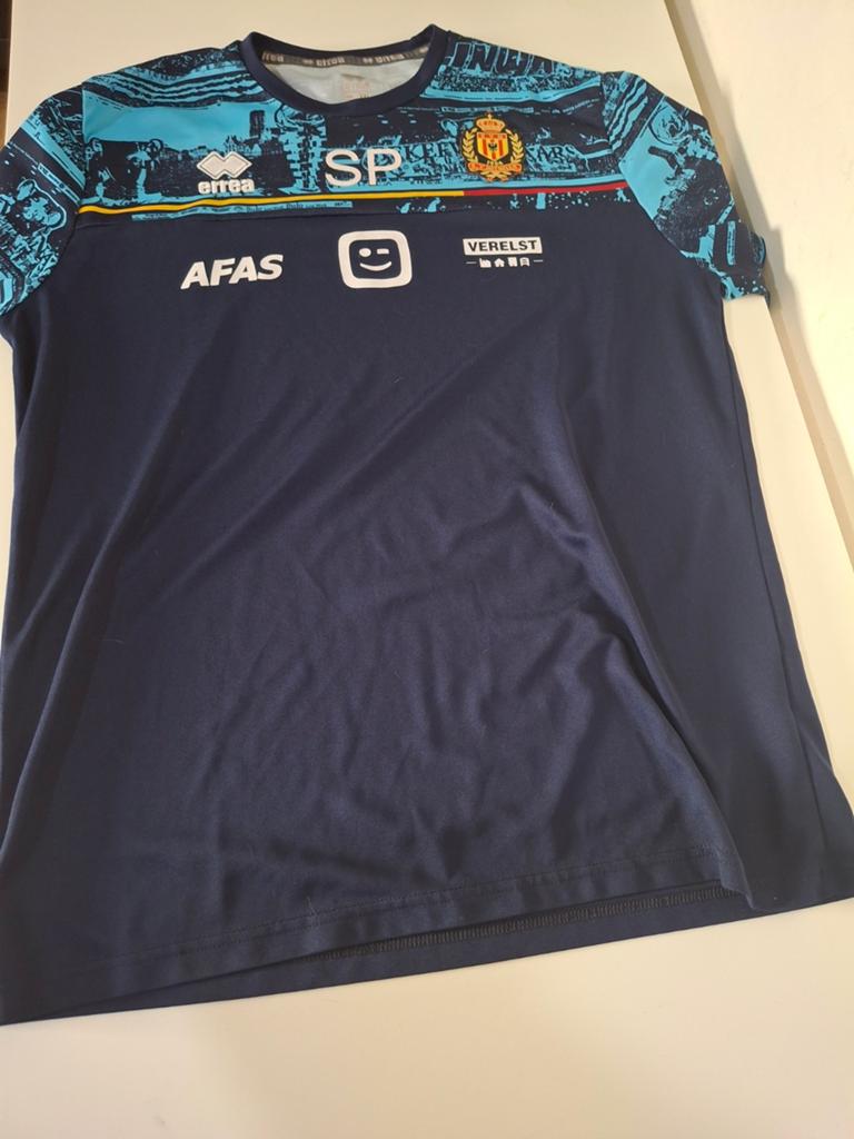 Gedragde kleding door iemand van mechelen., Verzamelen, Ophalen