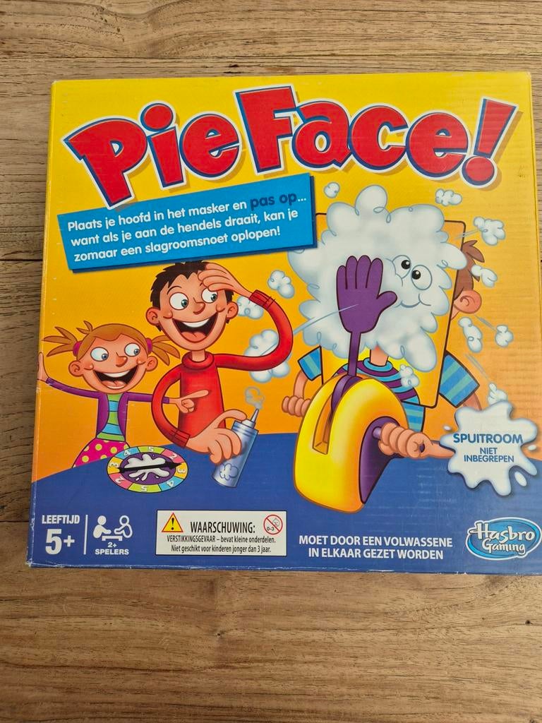 Pie Face van Hasbro, Enlèvement