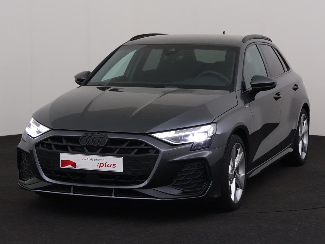 Audi Q2 35 TFSI Business Edition S line S tronic, Automaat, Q2, https://public.car-pass.be/vhr/80fc1da4-2017-404b-828e-5c6cf277d684