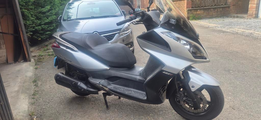 Kymco dinkstreet 125cc, Vélos & Vélomoteurs, Autres modèles, 125 cm³, Enlèvement, Utilisé