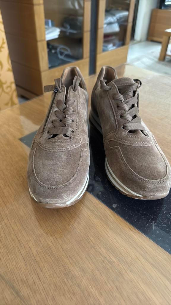 Chaussures neuves - Taille : 42, Vêtements | Femmes, Chaussures, Neuf, Beige, Chaussures de sports, Enlèvement