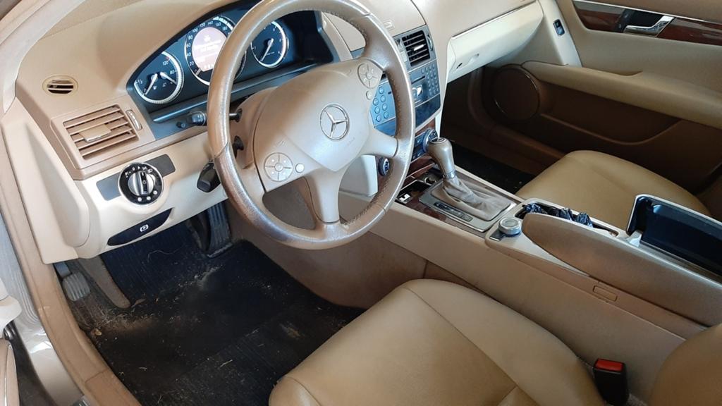 mercedes c220  elegance, Automaat, 4 deurs, Beige, Beige
