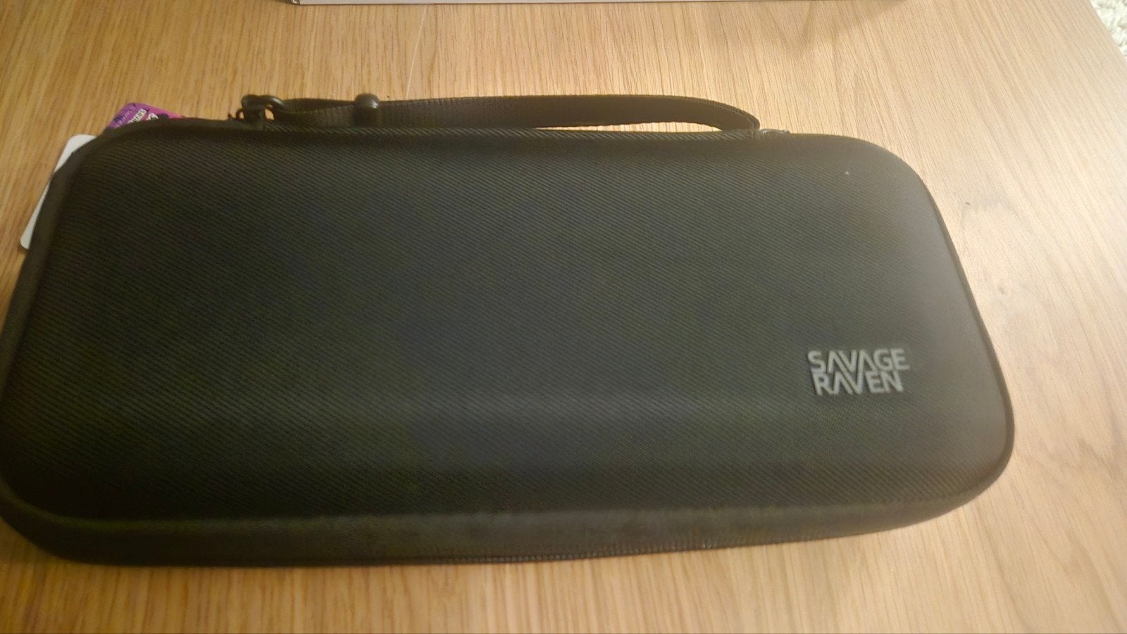 Savage raven hoes nintendo switch 2, Consoles de jeu & Jeux vidéo, Consoles de jeu | Nintendo Portables | Accessoires, Enlèvement ou Envoi