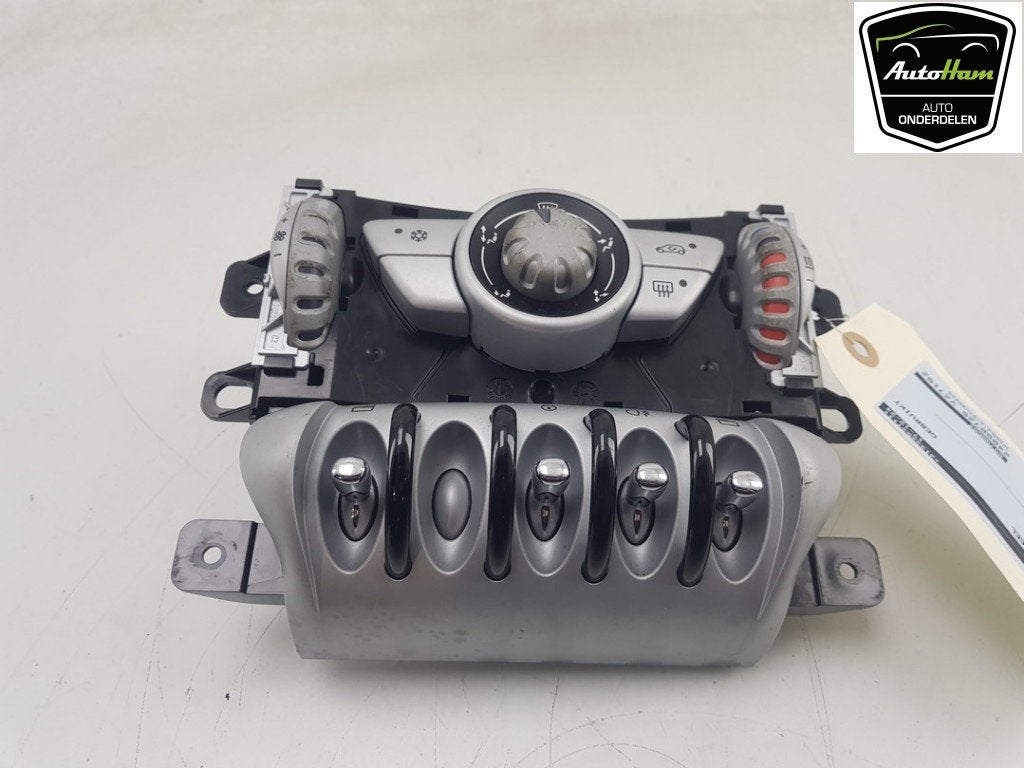 PANNEAU DE COMMANDE CHAUFFAGE CLIMATISATION Mini Mini (R56), Valeo, 100, rue de Courcelles
75017  Paris, FR, Info@valeo.fr, Mini