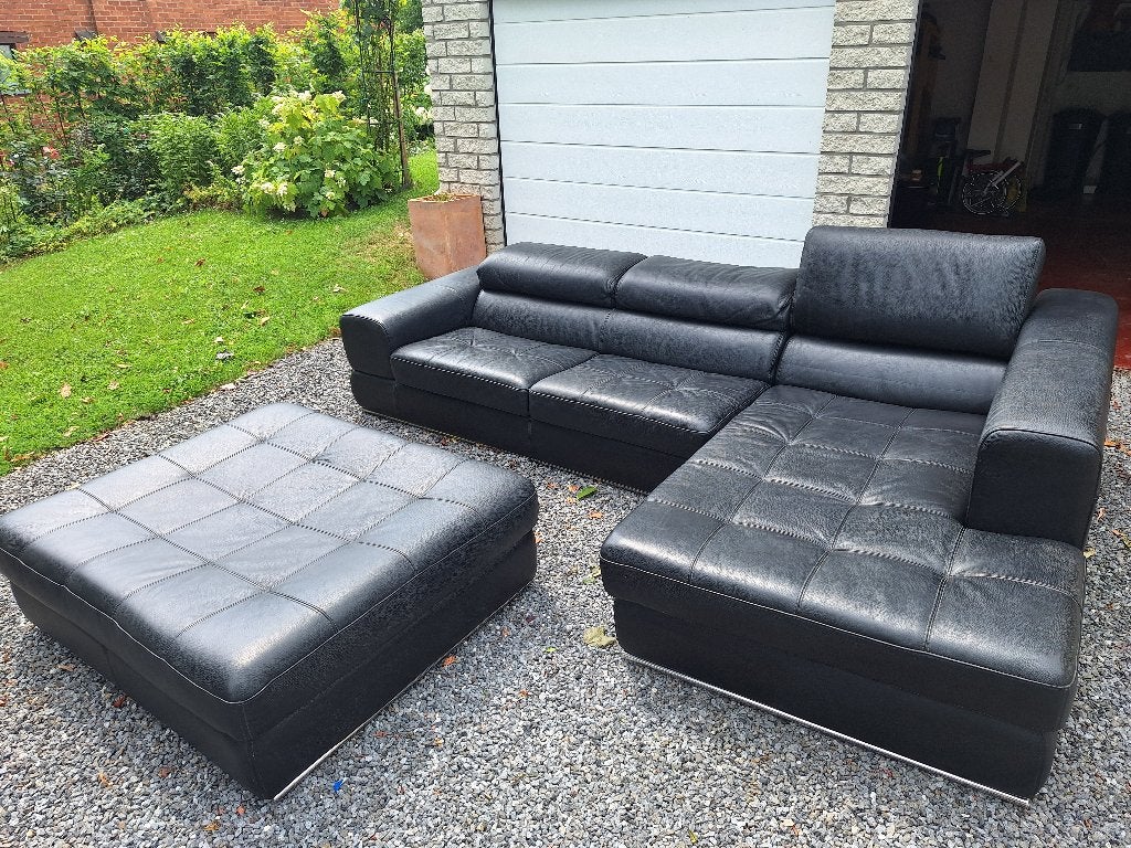 Chaise d'angle moderne en cuir DIVANI en 2 parties avec pouf, Maison & Meubles, Quatre personnes ou plus, Enlèvement, Utilisé