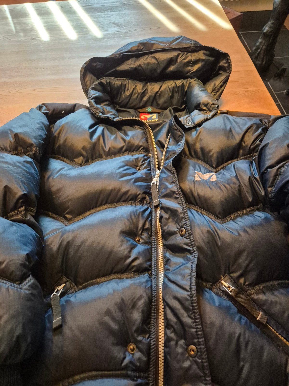 Millet Vintage Donsjas met kap - 100% Eendendons - maat S, Ophalen, Millet S.A., Blauw, Zo goed als nieuw