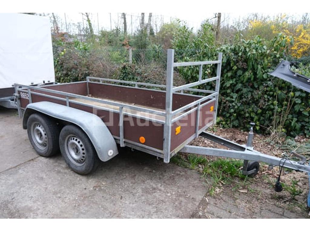 REF:R652 - JC Beckers dubbelassige aanhangwagen