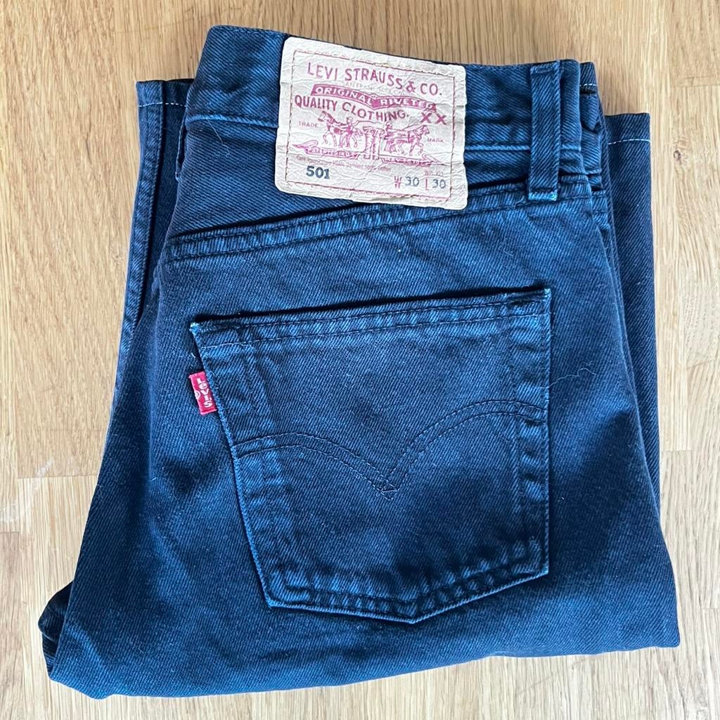 Levi's 501 Donkerblauwe korte broek W30 L30, Blauw, W32 (confectie 46) of kleiner, Ophalen of Verzenden, Levis