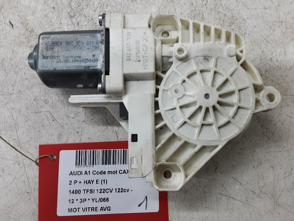 MOTEUR LEVE VITRE ELECTRIQUE AVANT GAUCHE A1 (8X1 / 8XK), Gauche, Mevr. I. Hauben, Audi, Utilisé