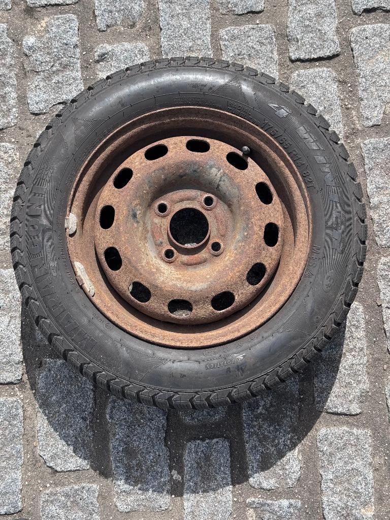Winterbanden Marangoni 175/65R14, Auto-onderdelen, Banden en Velgen, Ophalen, 14 inch, Velg(en), 175 mm