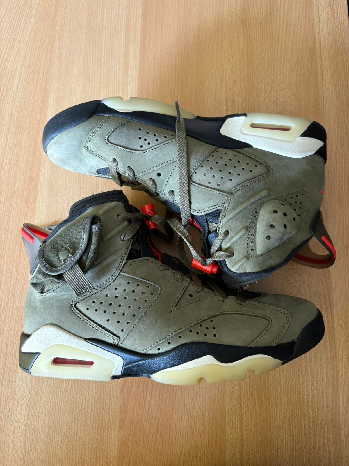 Nike jordan 6 travis scott, Kleding | Heren, Schoenen, Overige kleuren, Ophalen of Verzenden, Zo goed als nieuw, Sneakers