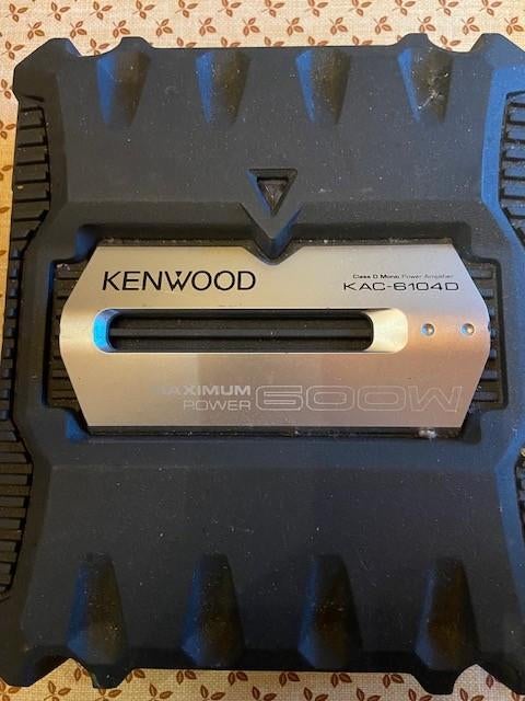 Kenwood KAC-6104D autoversterker, Auto diversen, Autospeakers, Ophalen, Zo goed als nieuw
